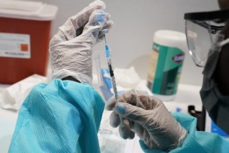 تزریق ۶۲۸ هزار و ۵۰۵ دز واکسن کرونا در نوبت اول در کرمان