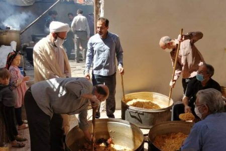 توزیع ۱۴ هزار غذای گرم به مناسبت عید غدیر در بردسیر