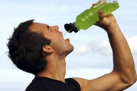 صفر تا صد نوشیدنی‌های ورزشی/ شرایط مصرف قبل، حین و بعد از ورزش