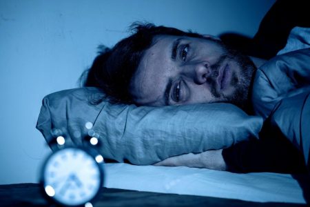 آیا واقعا افرادی که کم خوابی دارند به آلزایمر مبتلا می شوند؟