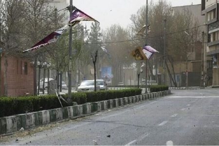 سرعت وزش باد در مناطق شرق و جنوب شرق کرمان شدت می‌گیرد