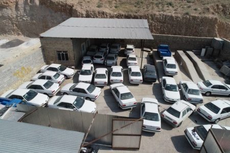 کشف ۳۴ دستگاه خودرو احتکاری در کرمان