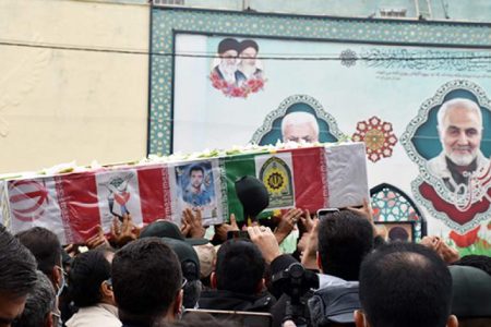 تشییع پیکر شهدای مدافع وطن در کرمان