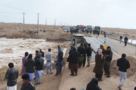 ۶ نیروی راهداری و برق ریگان در سلامت هستند