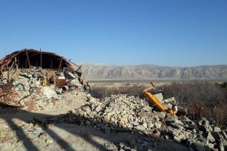 ۴۲ هکتار از اراضی دولتی سیرجان رفع تصرف شد