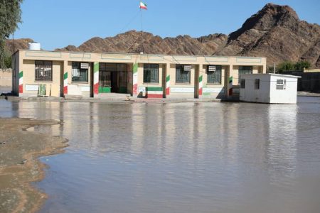 ۲۴۲ مدرسه در مناطق جنوبی کرمان در سیل اخیر آسیب دیده‌اند