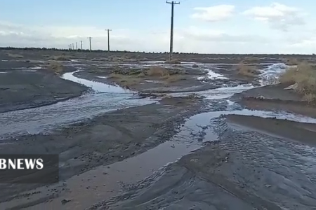 مسدود شدن مسیر برخی روستاهای استان کرمان به علت سیلاب