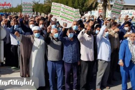 نمازگزاران جیرفتی در حمایت از مردم مظلوم یمن تجمع کردند