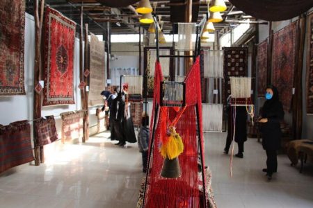 موزه زنده گلیم و قالی ایران در سیرجان