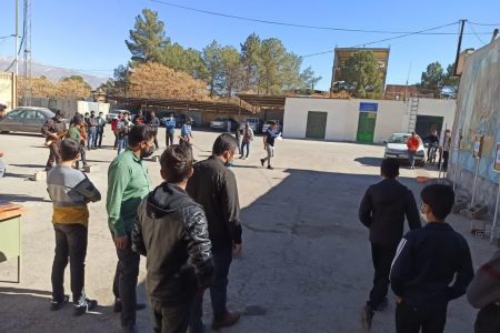 مسابقه تیراندازی با تفنگ بادی در حوزه علی بن ابی طالب (علیه السلام ) زرند برگزارشد