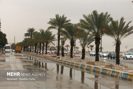 بارش پراکنده باران و وزش باد در کرمان