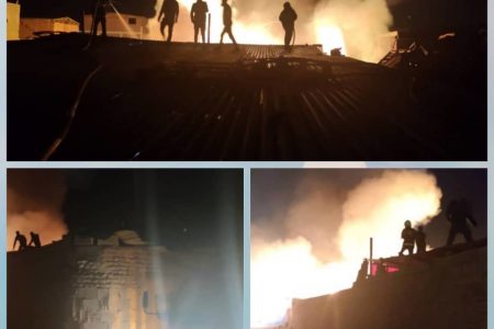 آتش‌سوزی کارگاه مبل‌سازی در کرمان مهار شد