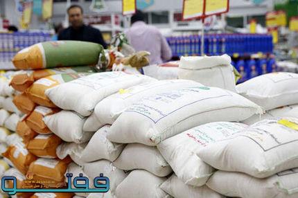 توزیع انبوه برنج و سیب‌زمینی برای کنترل بازار