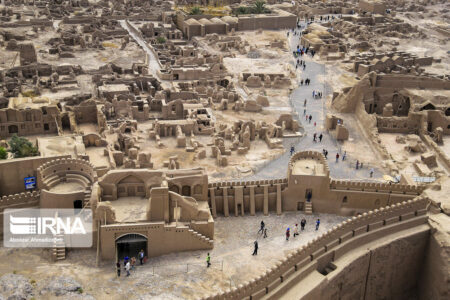 مدیرکل میراث فرهنگی: ۳۴۸ راهنما اماکن تاریخی کرمان را معرفی می‌کنند