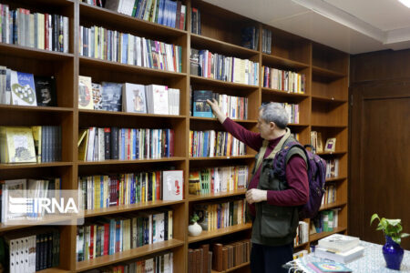 کمبود بیش از ۱۳ هزار مترمربع فضای کتابخانه ای در رفسنجان احساس می شود