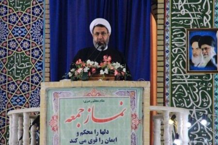 امام جمعه کرمان: لجن پراکنی دشمنان مانع اجرای ماموریت های سپاه نیست 