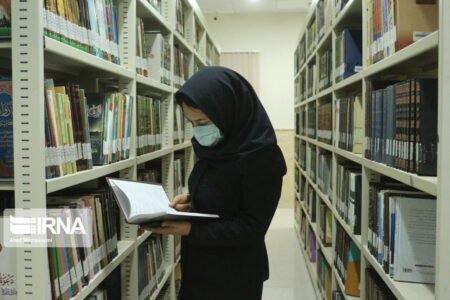کتابخانه‌گردی در کرمان/ برنامه‌های جنبی کتابخانه‌ها هم ارزش معرفی دارد