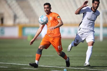 عیدی نوروزی نمایندگان فوتبال کرمان در رقابت های لیگ دسته یک فوتبال کشور