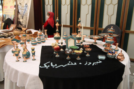 برگزاری نمایشگاه صنایع‌دستی و سوغات در شهربابک