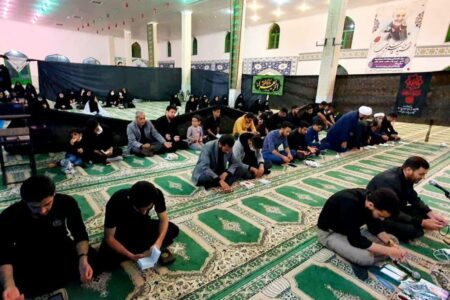 مراسم احیای شب قدر در واحدهای دانشگاه آزاد اسلامی