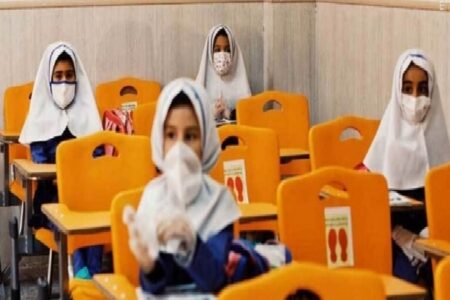 استقبال دانش‌آموزان کرمانی از بازگشایی مدارس