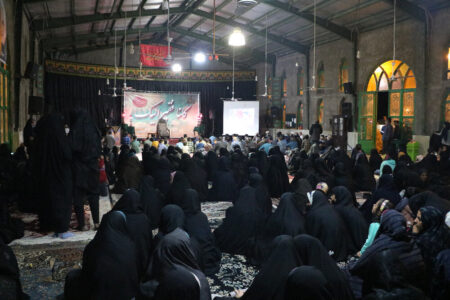 ویژه برنامه استقبال از ماه مبارک رمضان در ده زیار کرمان برگزار شد