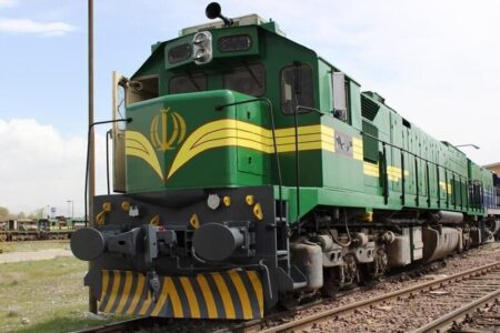 سرعت قطار کرمان-یزد ۲ برابر می‌شود