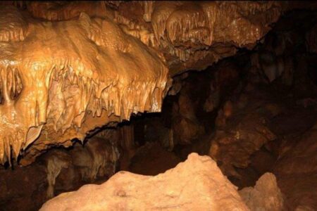 غار جفریز و طرنگ شهرستان بافت ثبت ملی می شوند