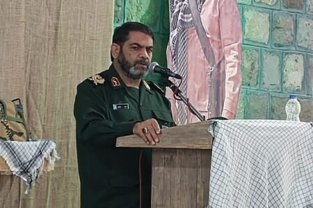 فرمانده سپاه ثارالله کرمان: روحانیون در دوران دفاع مقدس از حریم کشور دفاع کردند