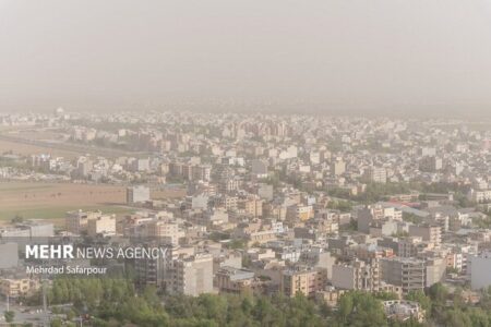 آلودگی شدید هوا در کرمان/ پدیده ریزگردها ادامه دارد