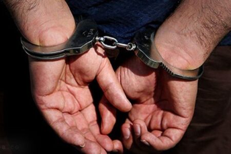چهار کلاهبردار عتیقه فروش در کرمان دستگیر شدند