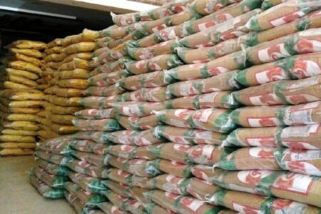 توقیف کامیون حامل ۲۴ تن برنج در کرمان