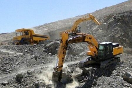 صنایع و معادن جنوب کرمان روی ریل توسعه و پیشرفت قرار گرفته است