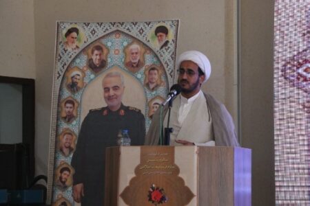 همایش بزرگداشت روز تبلیغ و اطلاع‌رسانی دینی در کرمان برگزار شد+ عکس