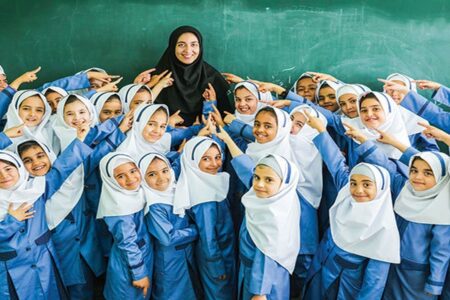 خانم معلم کرمانی رتبه اول الگوهای برتر تدریس کشور