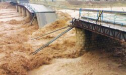 شهردار رمشک: طغیان رودخانه ها مسیر رمشک به قلعه گنج را مسدود کرد