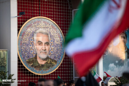 جشن غدیر و آتش بازی در گلزار شهدای کرمان