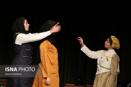 جشنواره تئاتر، آغازی برای فعالیت‌های هنری نو و فرهنگ بنیان در نمایش استان