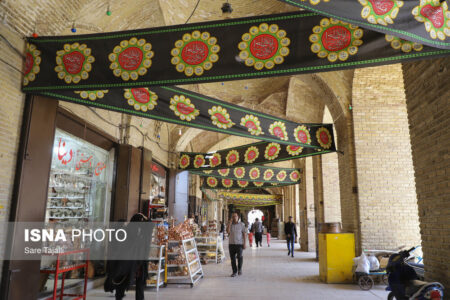 رخت عزای حسینی بر تن بازار کرمان
