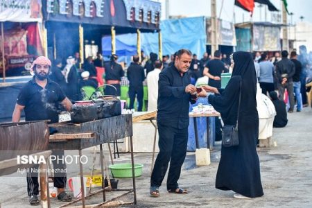 کرمانی‌ها با ۵۶ موکب در خدمت زائرین اربعین حسینی در عراق