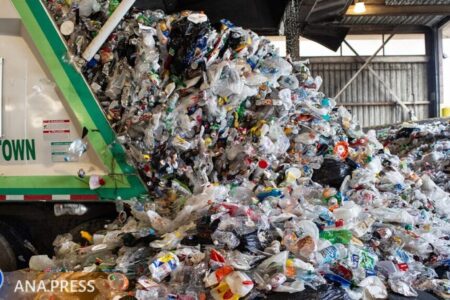 پلاستیک‌های بازیافتی به تولید پیل‌های سوختی ارزان کمک می‌کنند