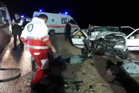 تصادف زنجیره‌ای ۵ خودرو سواری در کرمان ۲ کشته و ۷ مصدوم برجای گذاشت