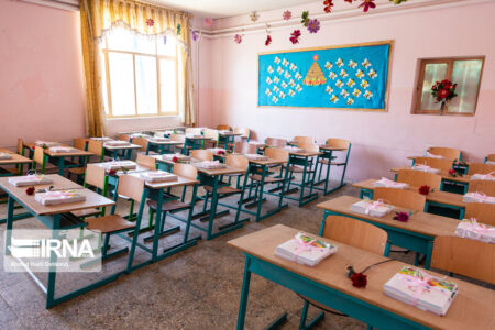 گشوده شدن آغوش مدارس کرمان با مهر و ایثار به روی دانش آموزان