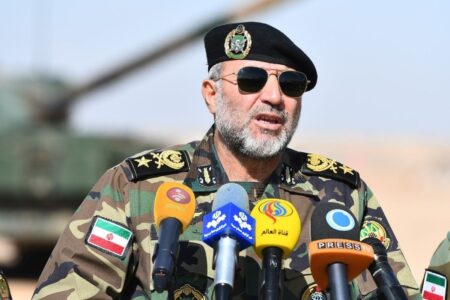فرمانده نیروی زمینی ارتش: پهپاد «آرش ۲» را برای نابودی رژیم صهیونیستی در نظر گرفته‌ایم