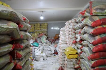 محموله ۱۴ تنی برنج قاچاق در بم کشف شد