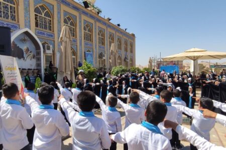 فعالان و نوجوانان کانون های مساجد کرمان با شهداء تجدید پیمان کردند