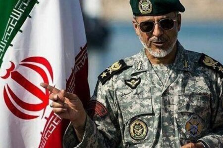 هیچ دشمنی قدرت تعرض به ایران را ندارد/ پوزه هر کشور متجاوزی را به خاک می مالیم