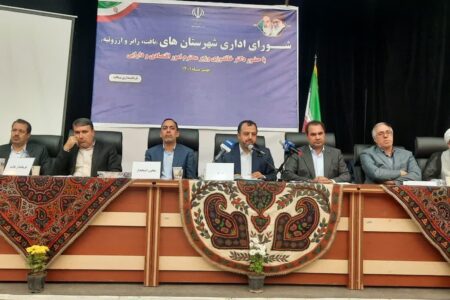 واگویه‌های مدیران ۳ شهرستان پایلوت کشوری اشتغال کرمان در حضور وزیر اقتصاد