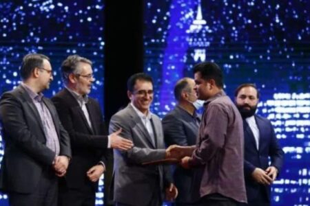 «اندروا» بهترین فیلم مسابقه سینمای ایران شد