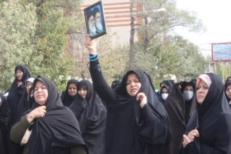 خروش زرندی ها در محکومیت حادثه تروریستی شاهچراغ شیراز